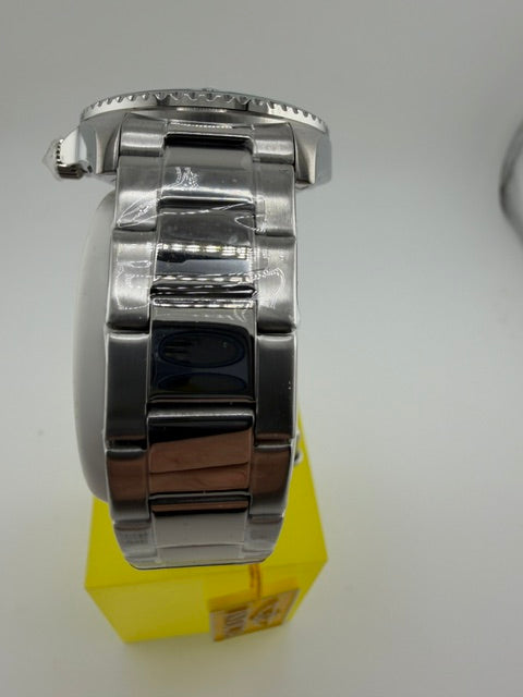 51069 Invicta Visions from above Blue Koi Fish Watch